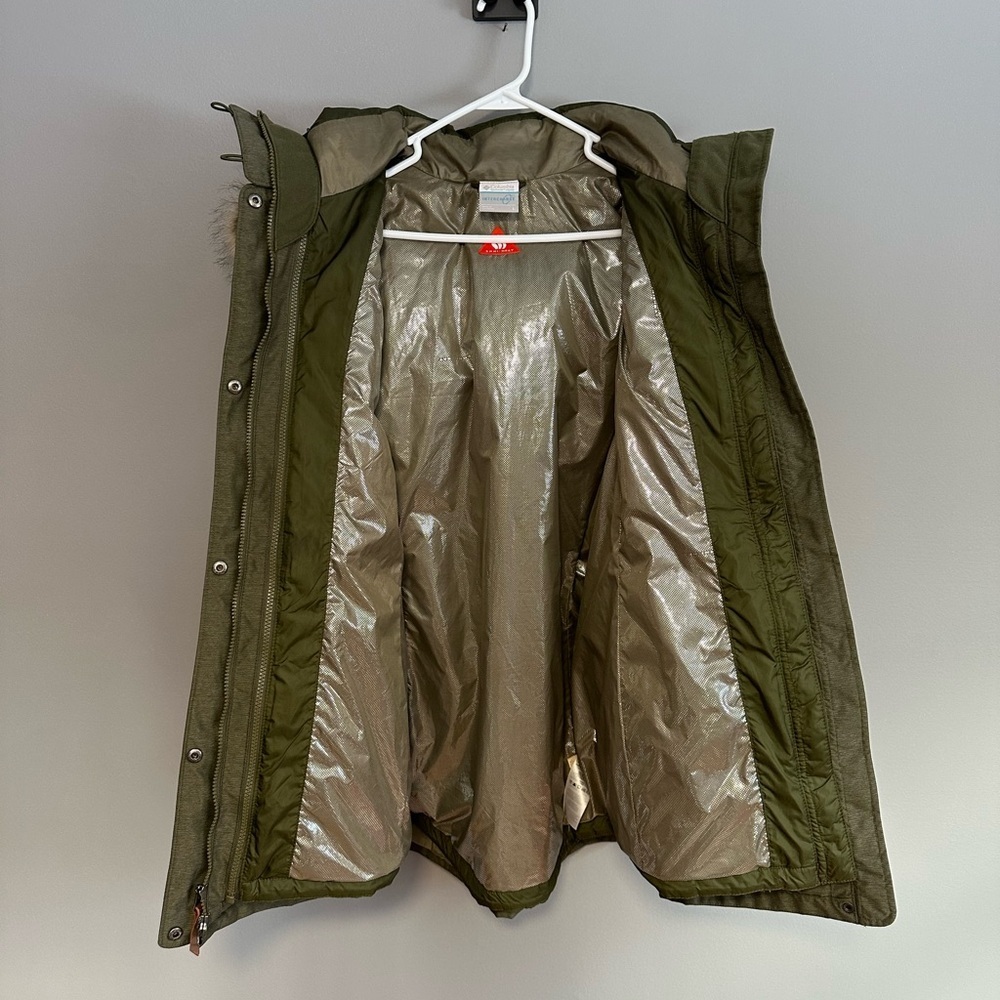 Columbia Jacket - Picture 5 of 16